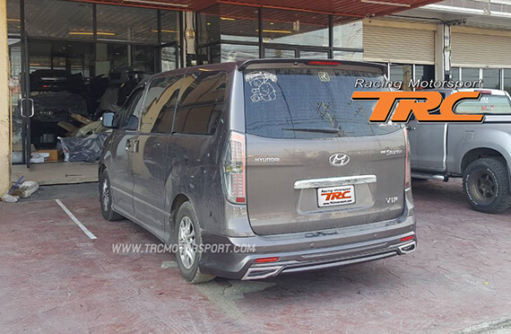 สเกิร์ตรอบคัน HYUNDAI H1 2015-2017 ทรง WARRIOR-TOUNEE งานพลาสติก ABS